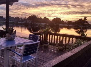 4709 Grapevine Way, Davie, FL 33331