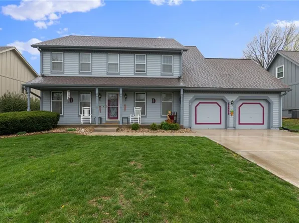 11638 Lucille St, Overland Park, KS 66210