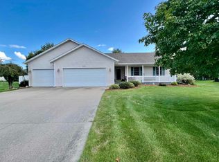 11331 Hillbridge Ct, Freeland, MI 48623