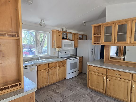 4th image of 417 Mesa Vista Ave