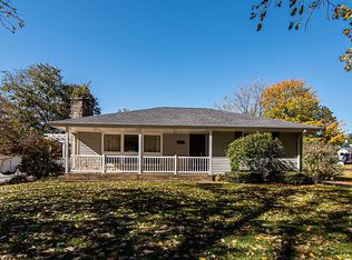 711 3rd St, Delhi, IA 52223