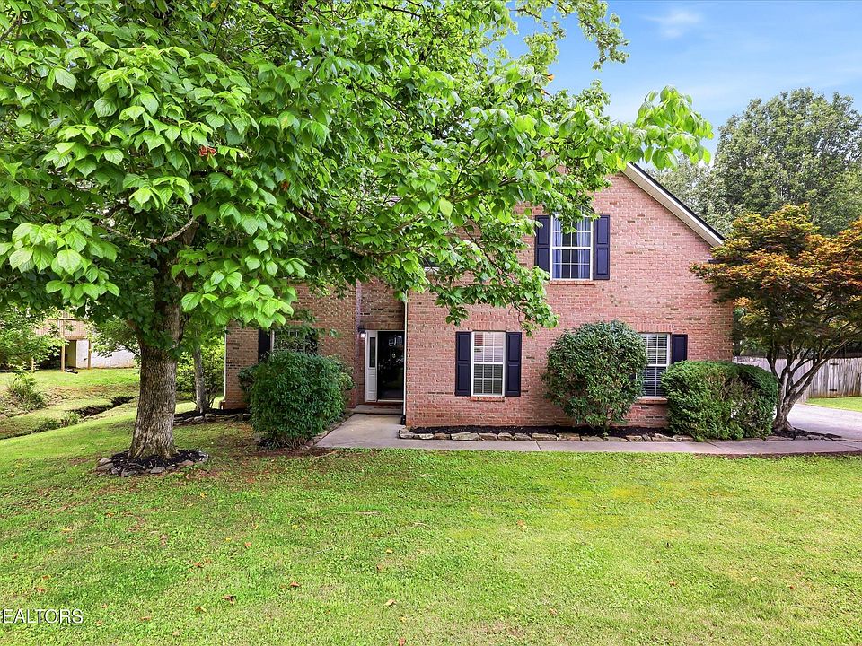 1st image of 2376 Conners Creek Cir