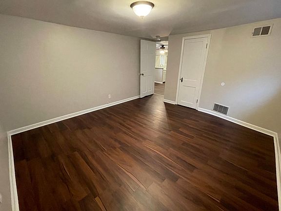 5th image of 1316 Wisconsin Ave #G