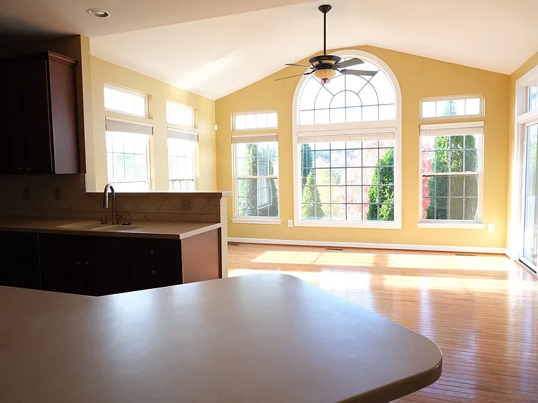 641 Spring Meadow Dr — Photo 30
