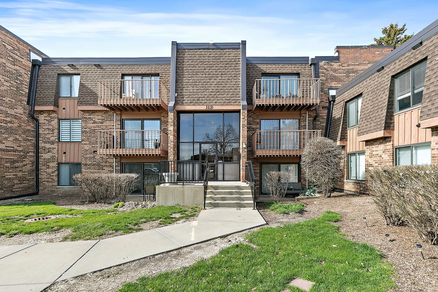 112 Mullingar Ct APT 1A photo 1