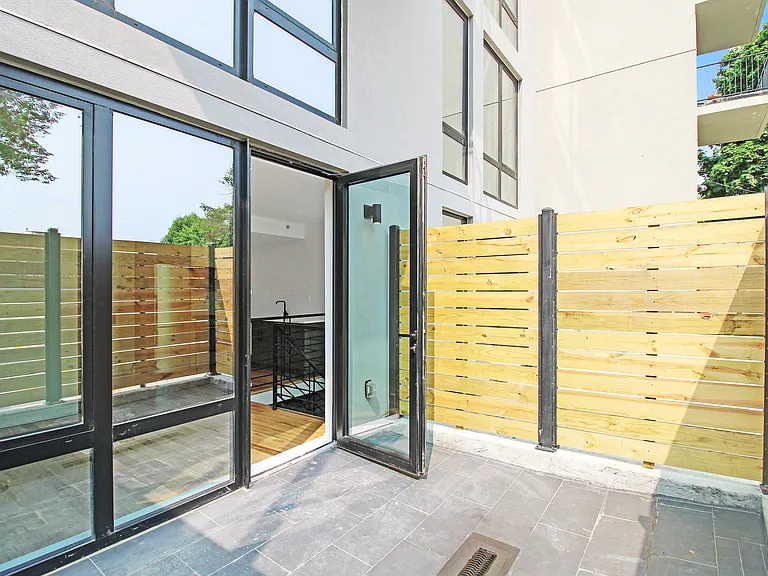 514 Herkimer St #1B — Photo 10