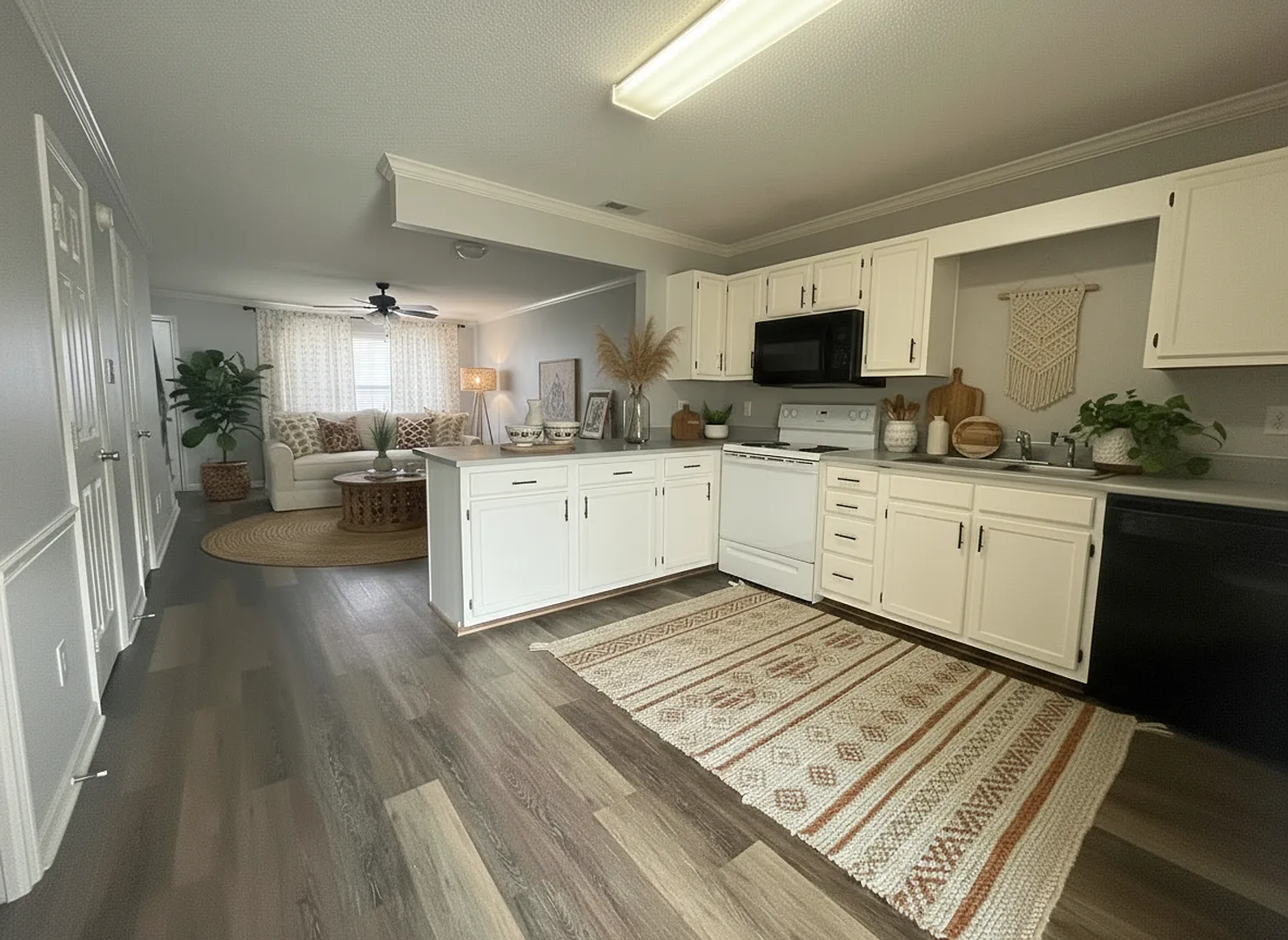 Beautiful Updated Townhomes in Decatur, AL — Photo 1