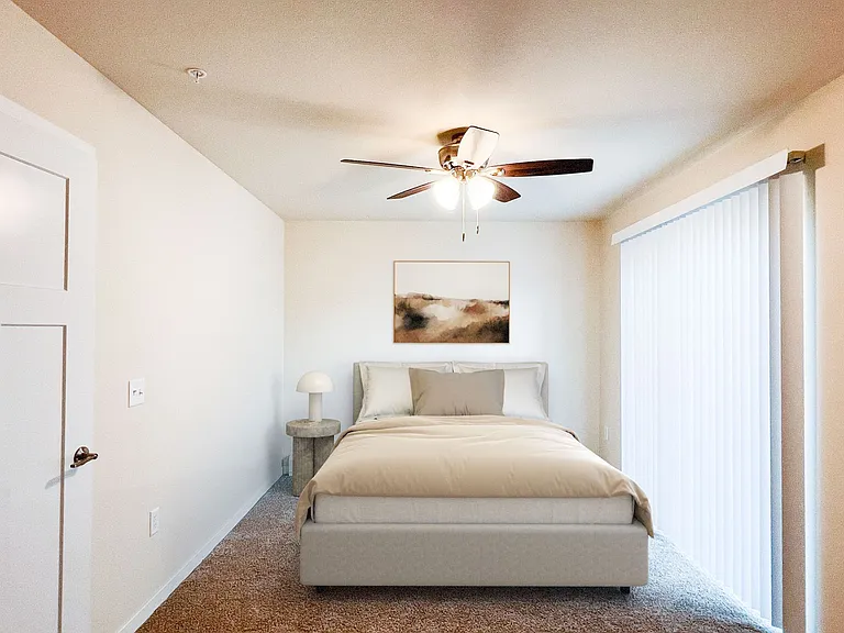 713 Caroline St — Photo 31