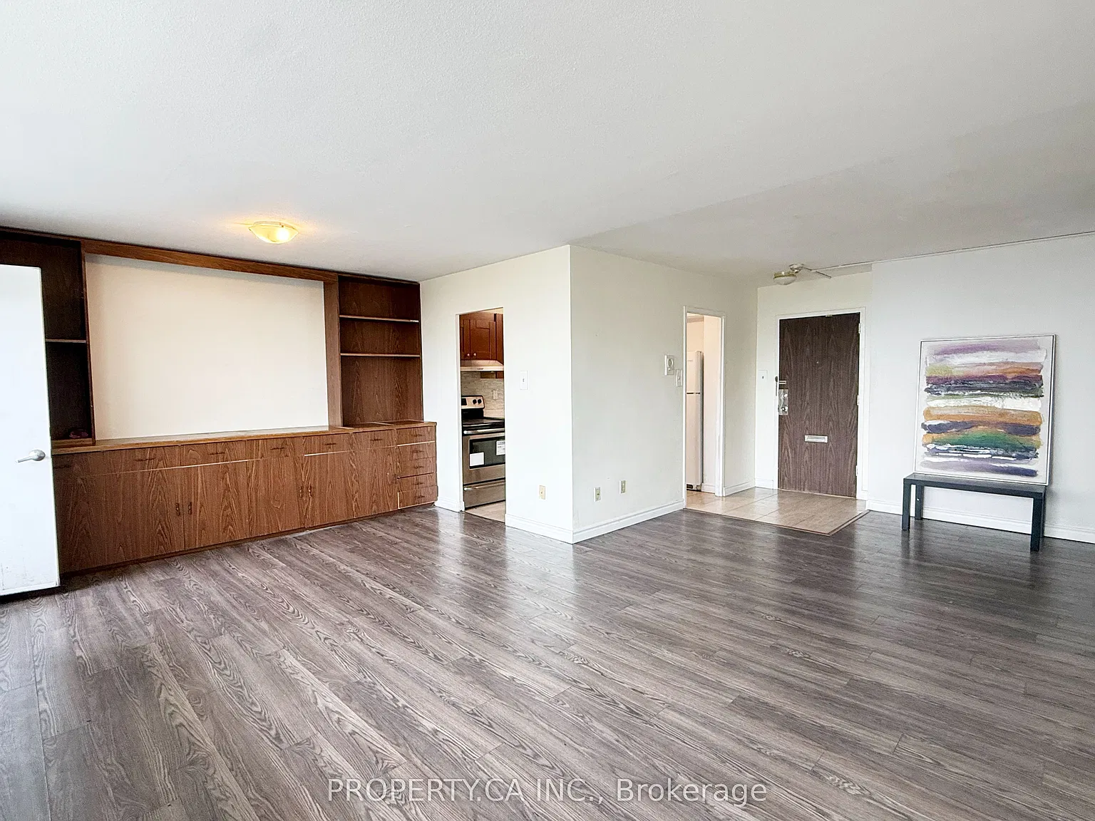 4 bed, $3,280 — Photo 2