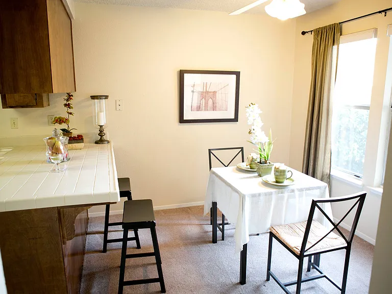 2x1 Dining Room