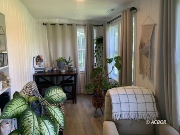 195-195.5 N Lancaster St #2