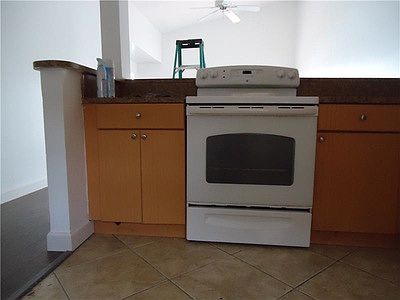 4th image of 2431 SW 58th Mnr