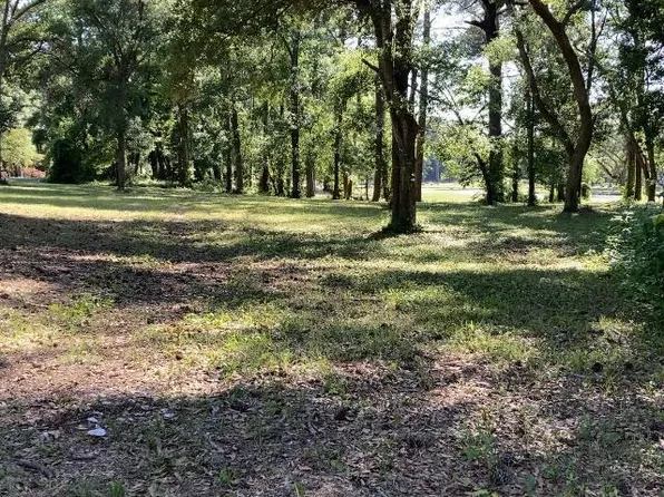 8 Shoreline Drive W, Sunset Beach, NC 28468