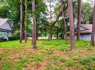653 S Reeve Rd, Saint Helena Island, SC 29920