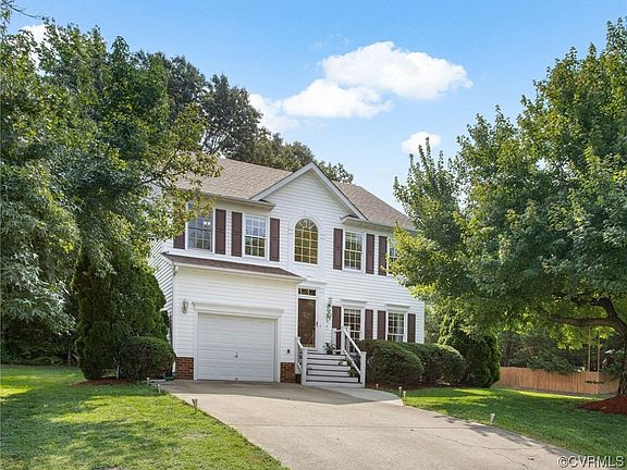 2nd image of 9517 Hungary Woods Dr