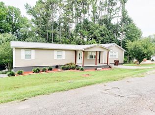 1133 Monroe Cir, Madisonville, TN 37354
