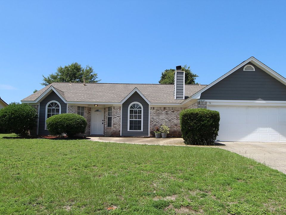 1st image of 2021 Coral Creek Dr