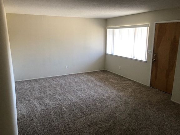 2nd image of 696 Alberta Ave #7