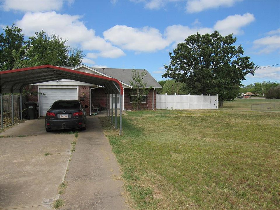 1st image of 602 S 4th St