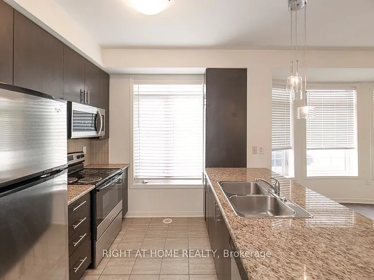 401 Beechgrove Dr #61 — Photo 8