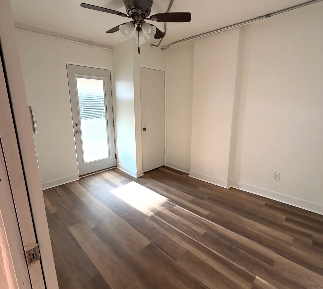 3 bed, 1500 sqft, $2,775 — Photo 4