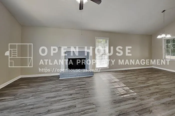 4 bed, 2.0 bath, 1245 sqft, $1,840 — Photo 4
