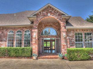 2401 E Southwest 89th St, Mustang, OK 73064