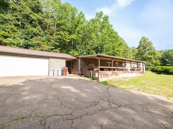 17780 Dorr Run Rd, Nelsonville, OH 45764