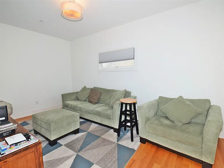 41 Nebraska St — Photo 15