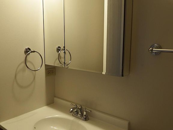 5th image of 2254 Abbeywood Dr APT F