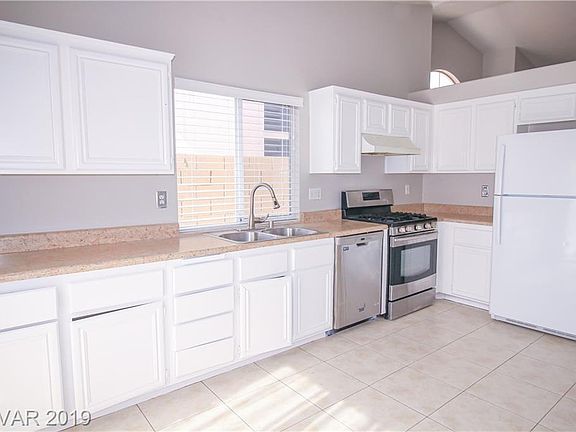 5th image of 4359 Milford Pond Pl
