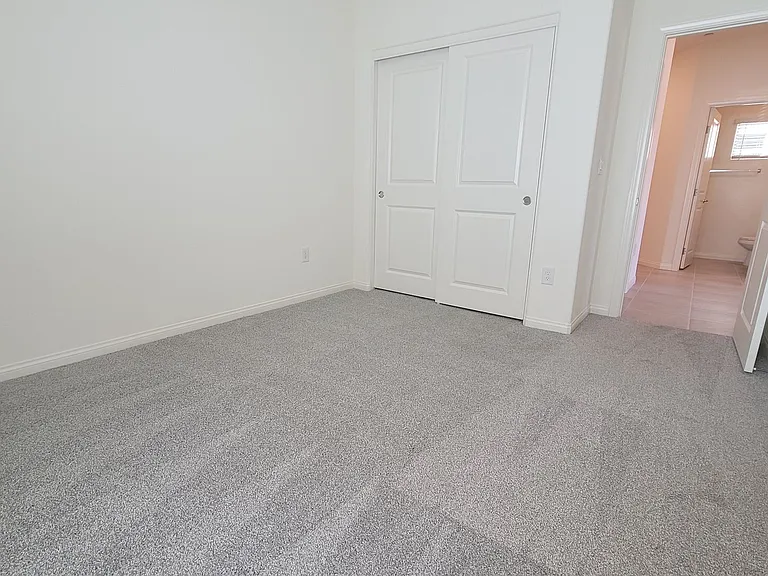4552 Merlot Hills Ave — Photo 9