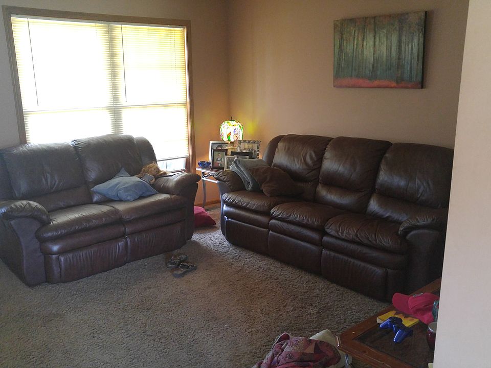 2nd image of 137 Teal St