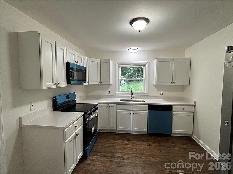 2627 Dora Dr — Photo 16