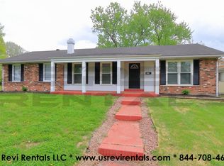 3598 Whispering Woods Dr, Florissant, MO