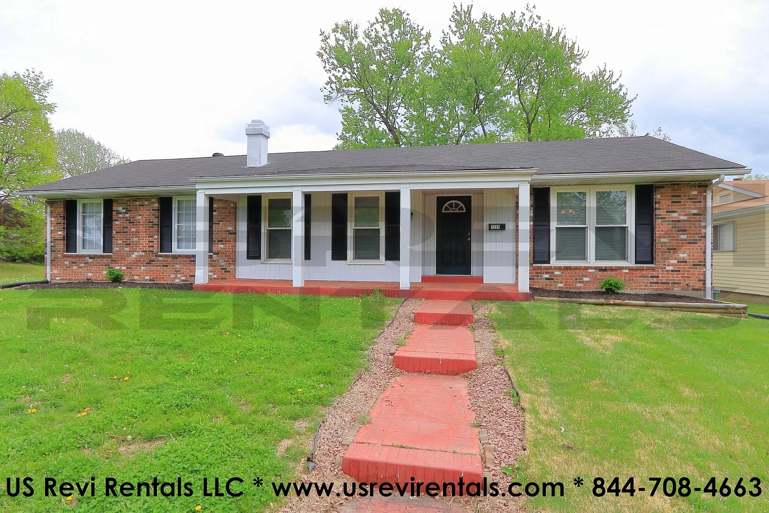 3598 Whispering Woods Dr photo 1