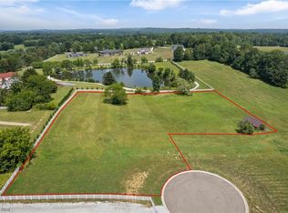 Farmbrook Ave NW, North Canton, OH 44720