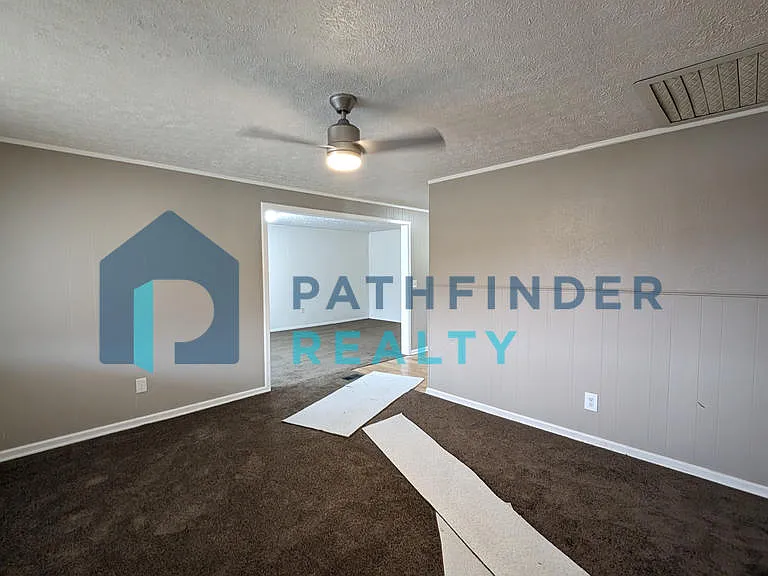 5350 Hoover Ave — Photo 4