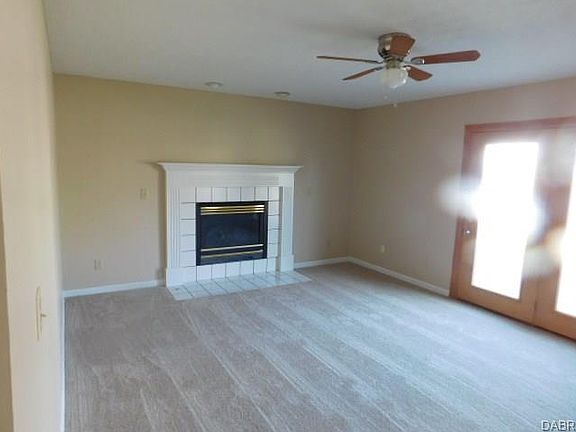 5th image of 2343 Appleblossom Dr