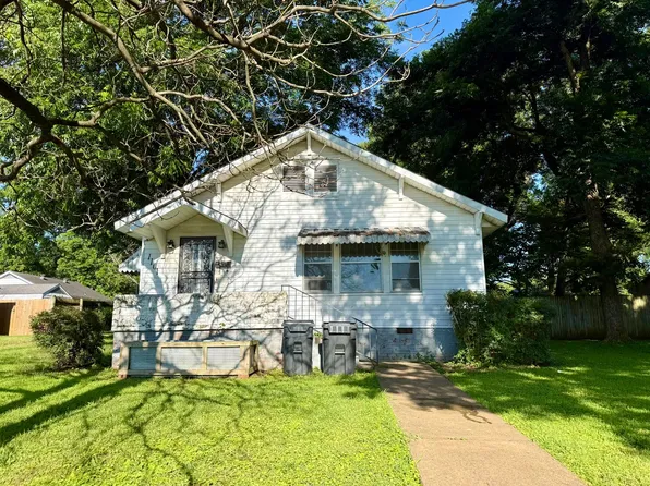 1101 Olive St, Jonesboro, AR 72401