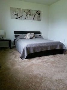 2nd image of 4 Debkay Ct