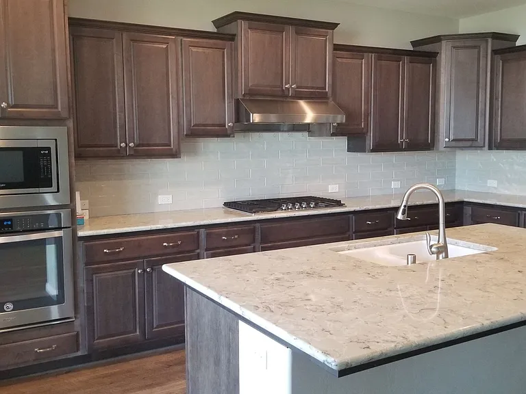 13810 Elbury Ave — Photo 9