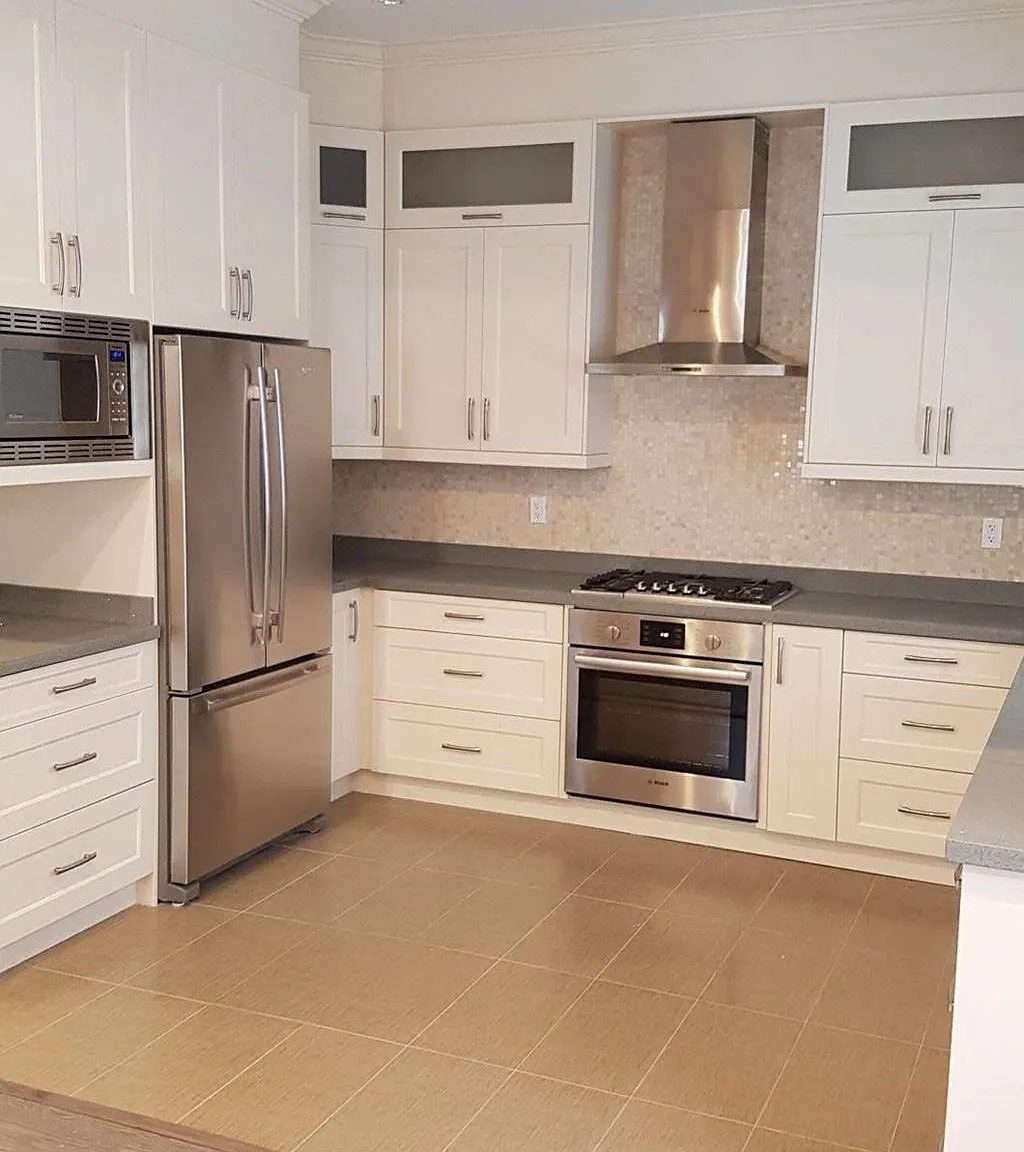 3 bed, 800 sqft, $4,950 — Photo 2