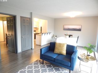 7726 SW Barnes Rd UNIT B, Portland, OR 97225