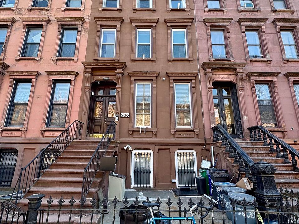 1st image of 236 Jefferson Ave Floor 4