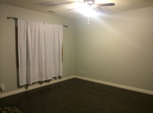 1700 E 21st Ter, Lawrence, KS 66046