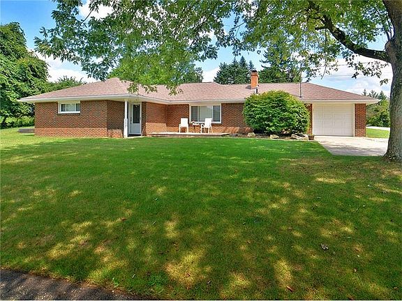 3rd image of 305 Glendale Dr
