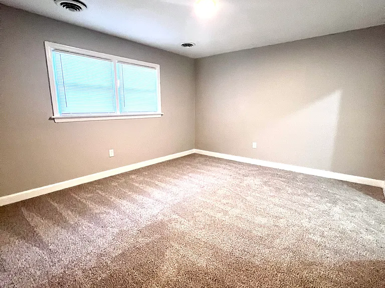 3305 Herbert St — Photo 15