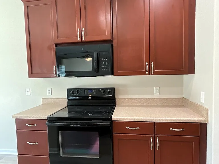 58 Spring Lakes Cir — Photo 11