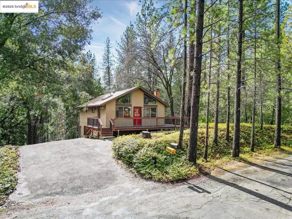 16853 E Meadow Ln, Sonora, CA 95370